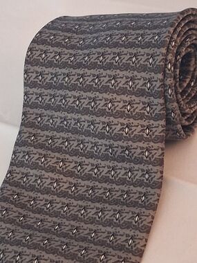 Davvero Benino Men's Geometric Tie in Gray & Black Like New